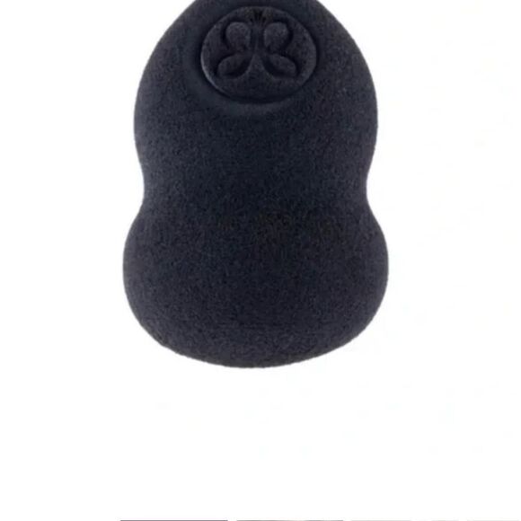 Anastasia Beverly Hills Black Beauty Blender Sponge - Picture 2 of 4